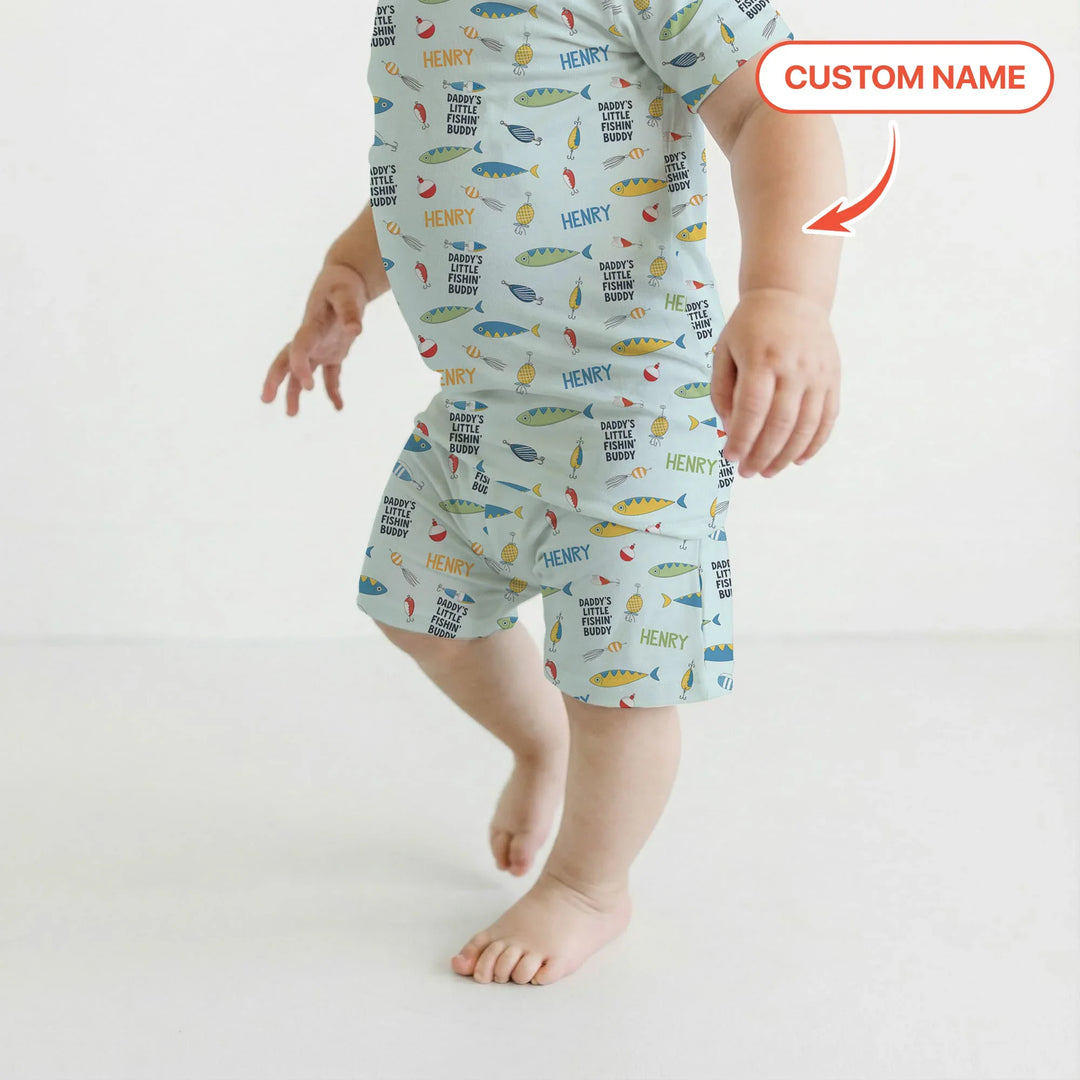 Template Zweiteiliges Pyjama-Set mit kurzen Ärmeln und Shorts