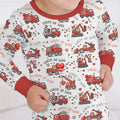 Conjunto de pijama de dos piezas de bambú de manga larga "Cargas de amor" con camiones de construcción