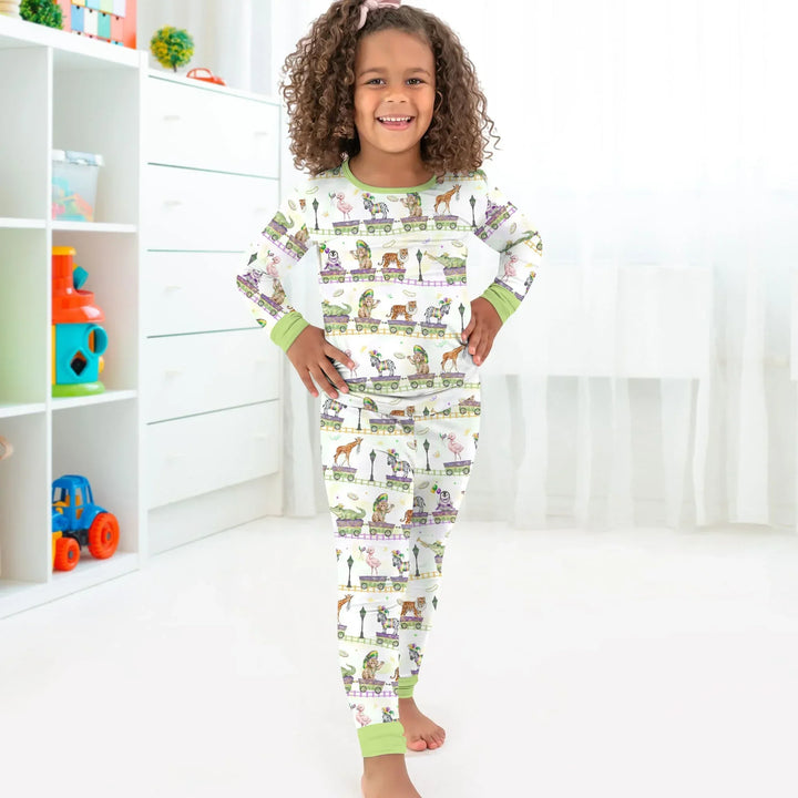 Zweiteiliges Langarm-Pyjama-Set mit Sommerfrüchten