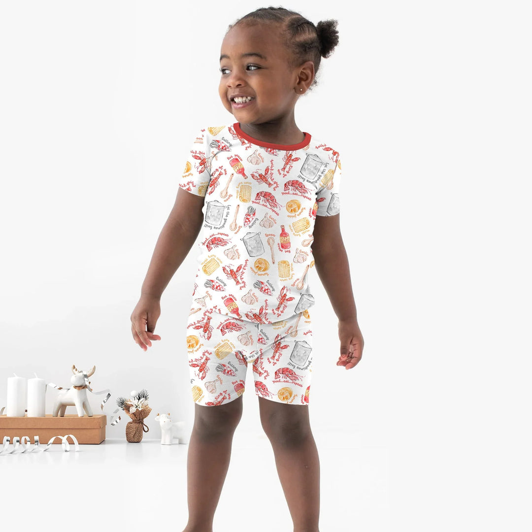 Template Zweiteiliges Pyjama-Set mit kurzen Ärmeln und Shorts