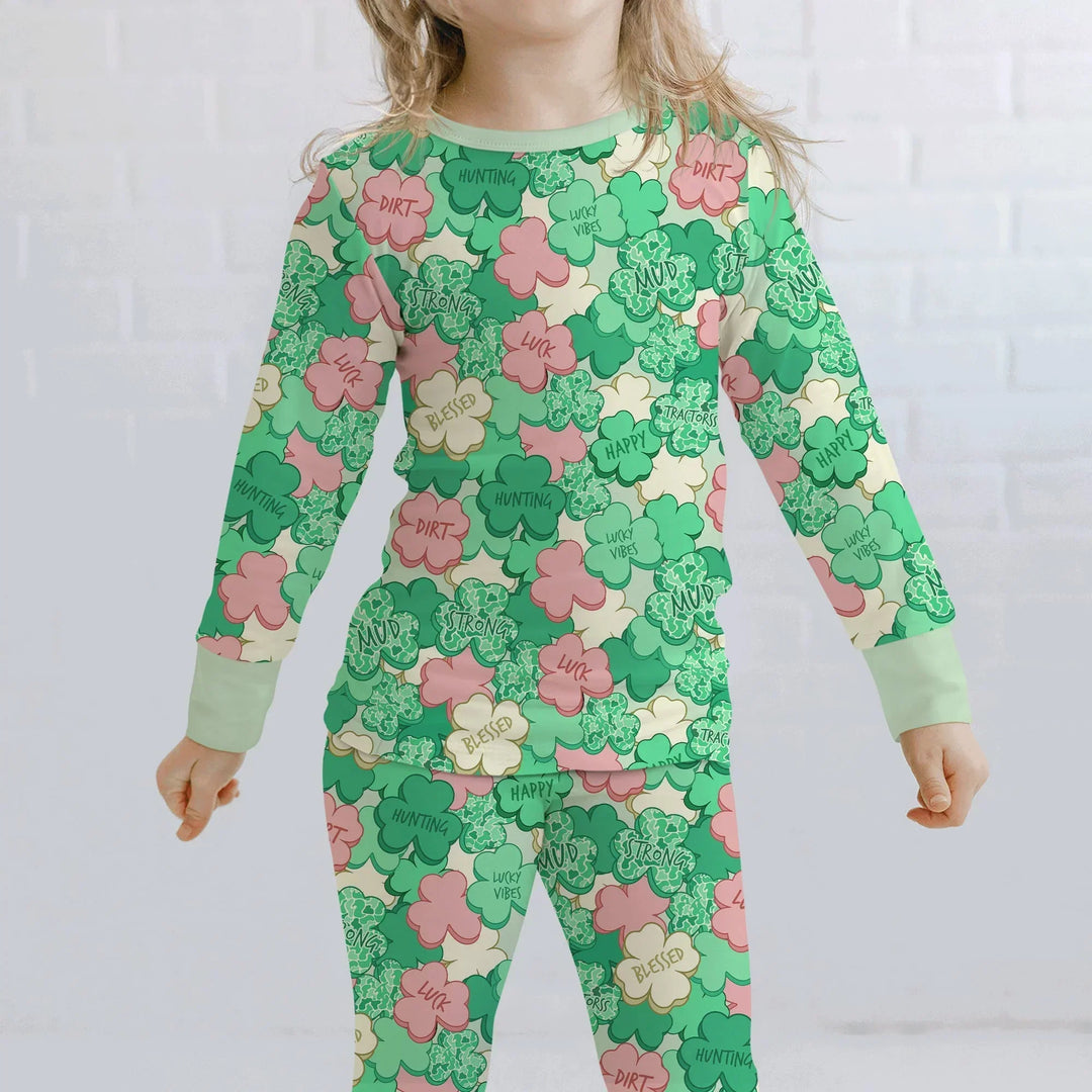 Zweiteiliges Langarm-Pyjama-Set mit Sommerfrüchten