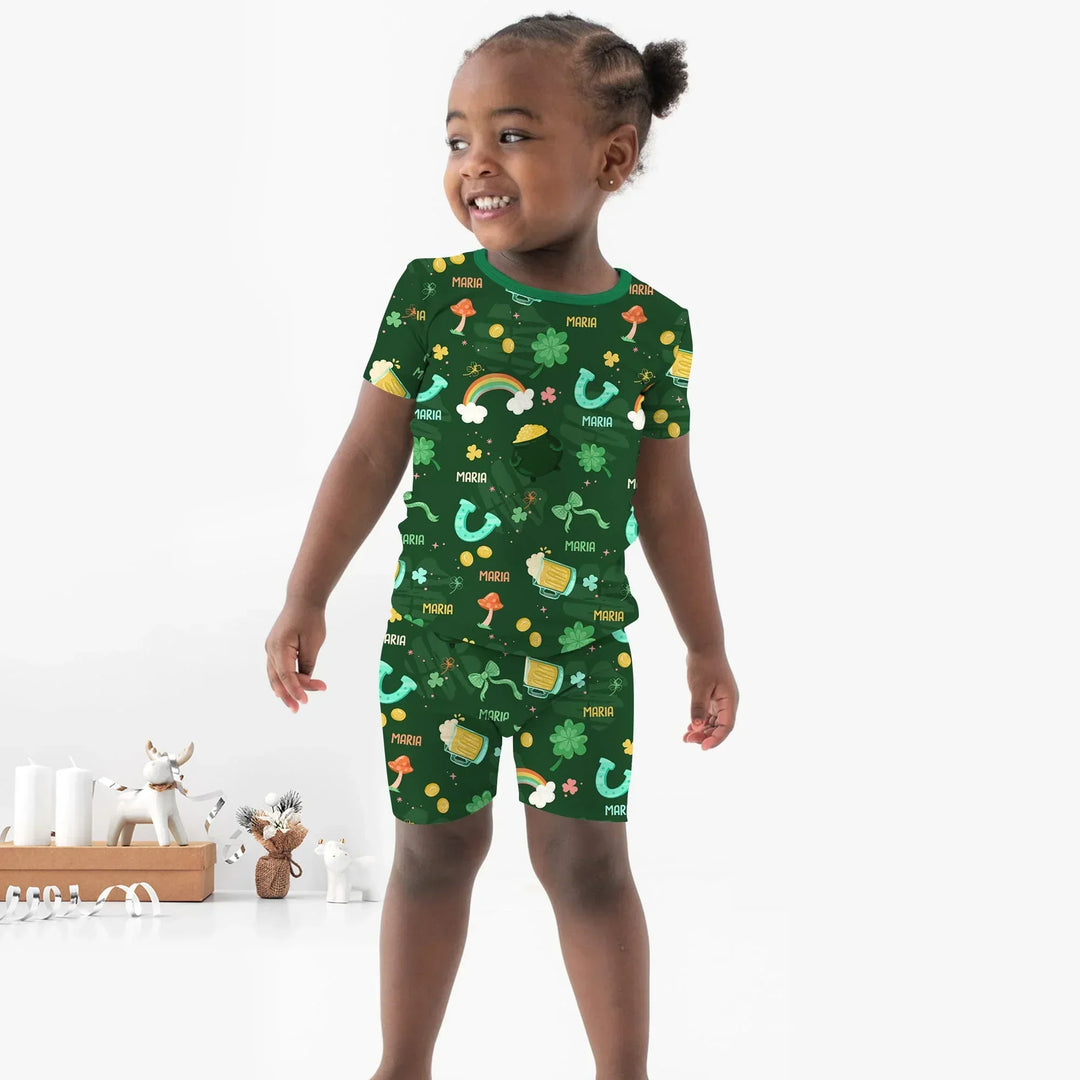 Zweiteiliges Pyjama-Set mit kurzen Ärmeln und Shorts im Sommer-Design