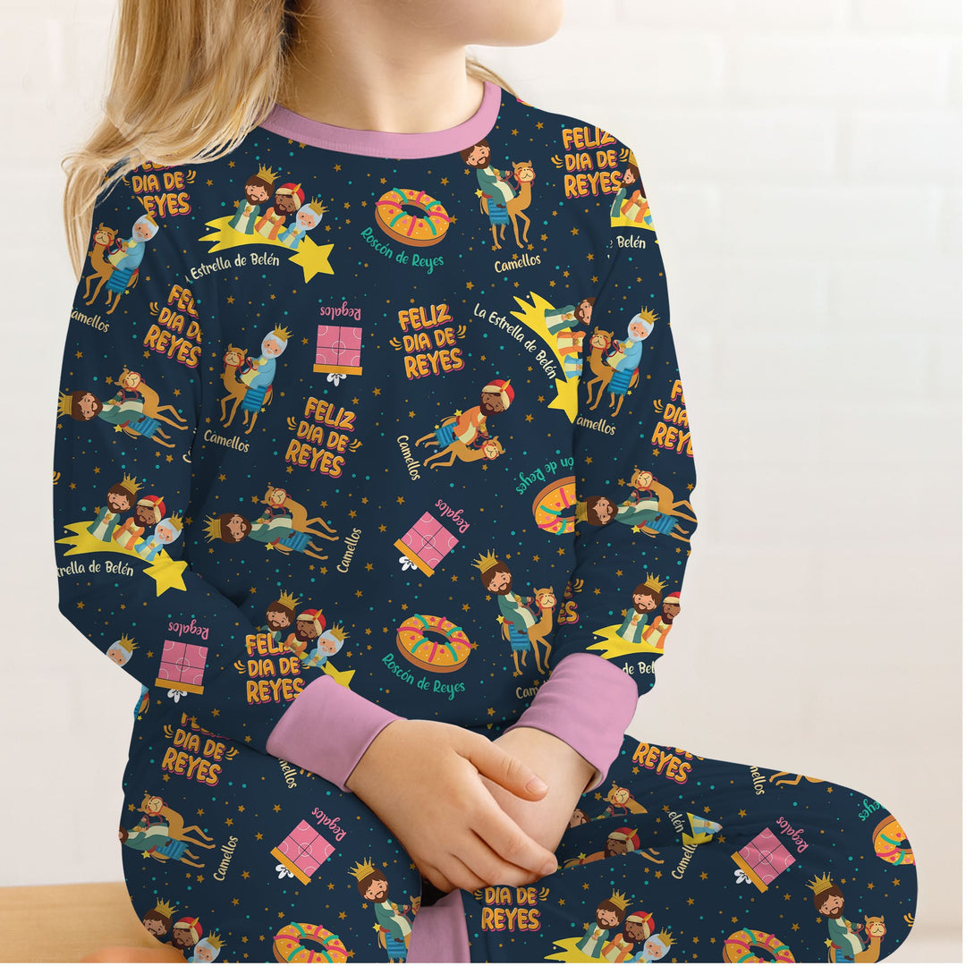 Feliz Dia de Reyes Two Piece Long Sleeve Pajama Set