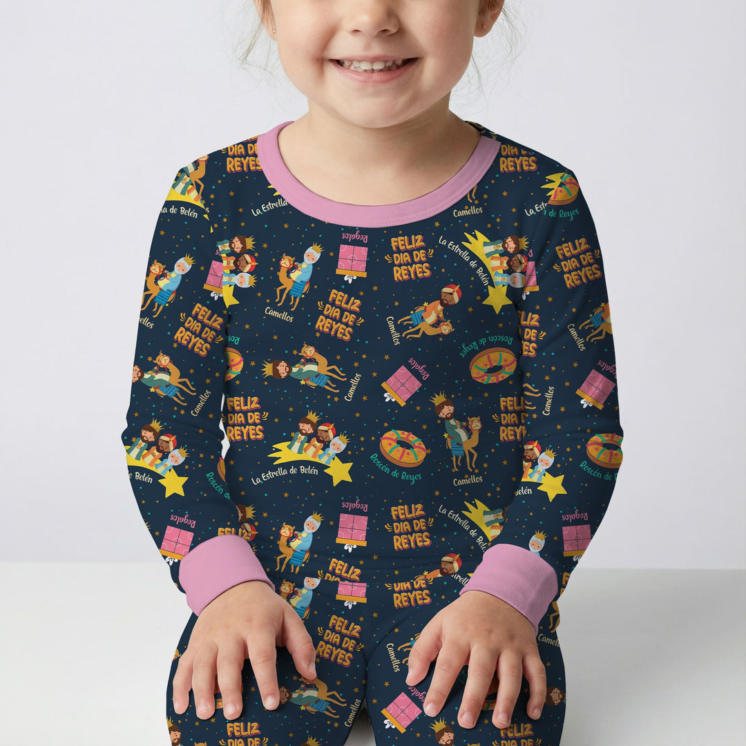 Feliz Dia de Reyes Two Piece Long Sleeve Pajama Set