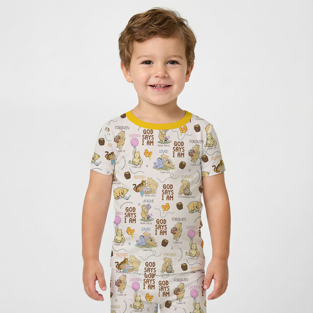 Template Zweiteiliges Pyjama-Set mit kurzen Ärmeln und Shorts