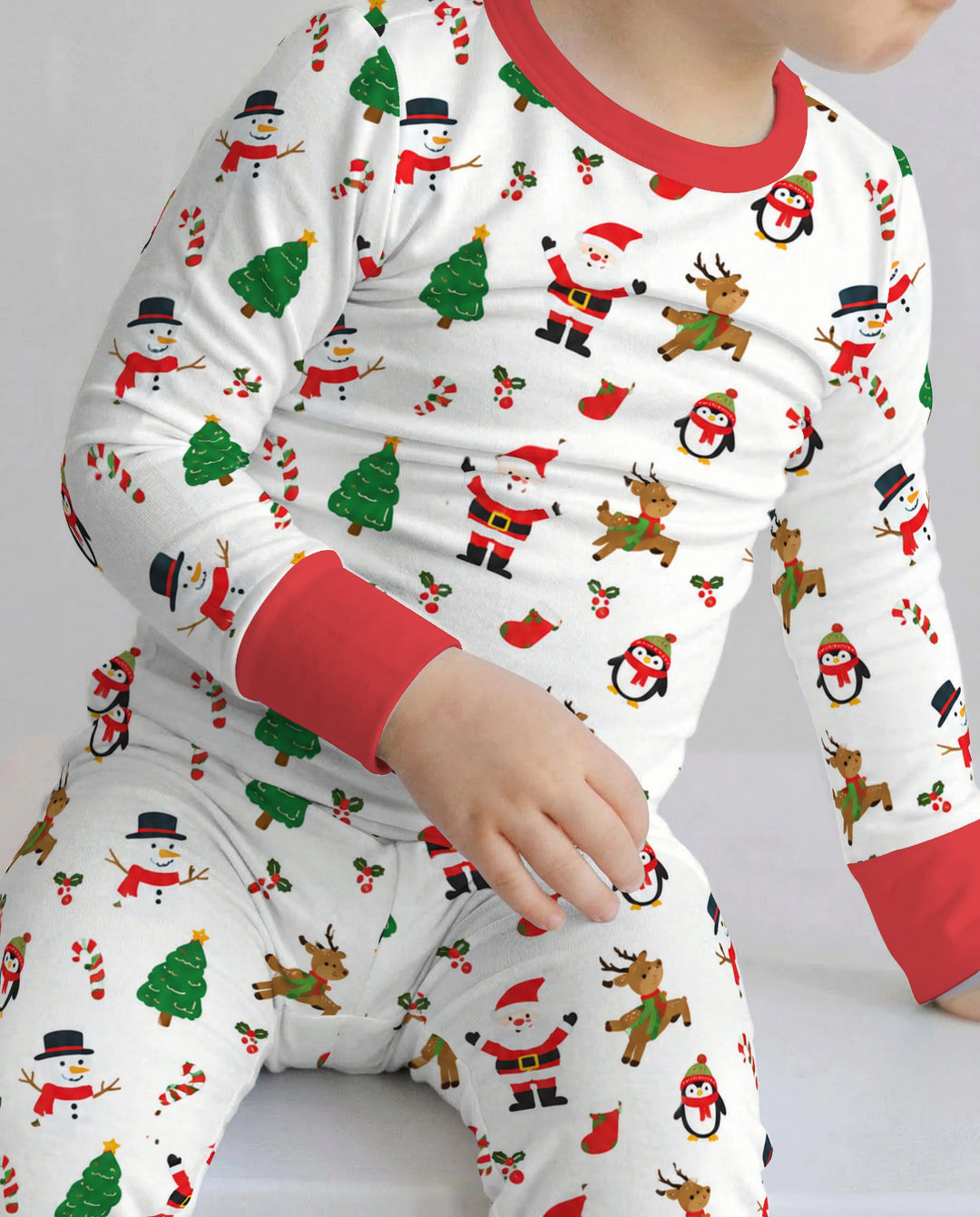 Classic Christmas Friends Bamboo Two Piece Long Sleeve Pajama Set