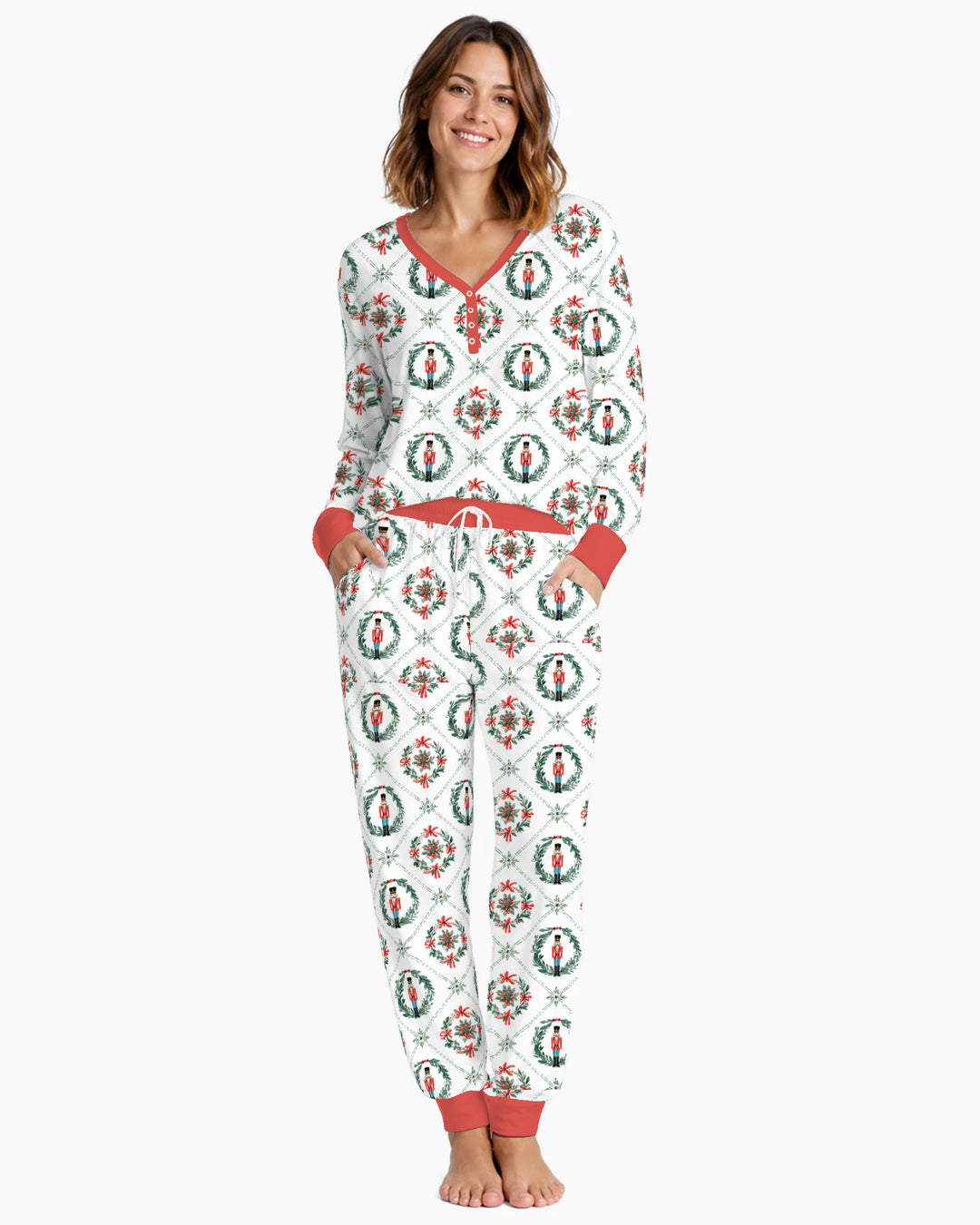Classic Nutcracker Christmas Wreath Seamless Pattern Bamboo Women Pajama Set