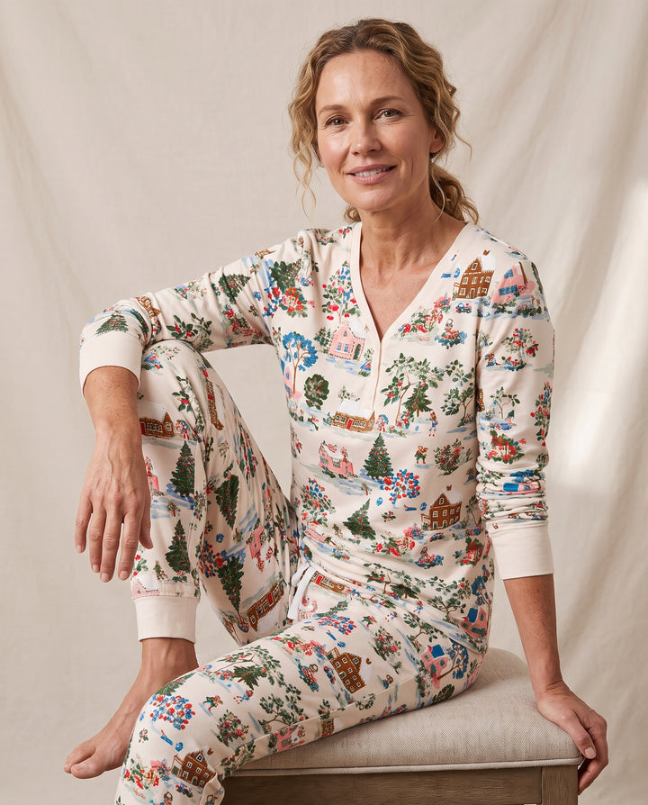 Gingerbread Christmas Village Bamboo Women Pajama Set