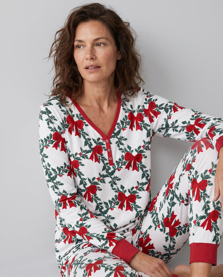 Vintage Christmas Holly Red Bows Bamboo Women Pajama Set