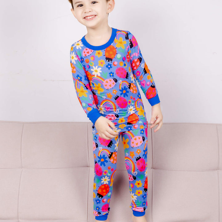 Zweiteiliges Langarm-Pyjama-Set mit Marienkäfern