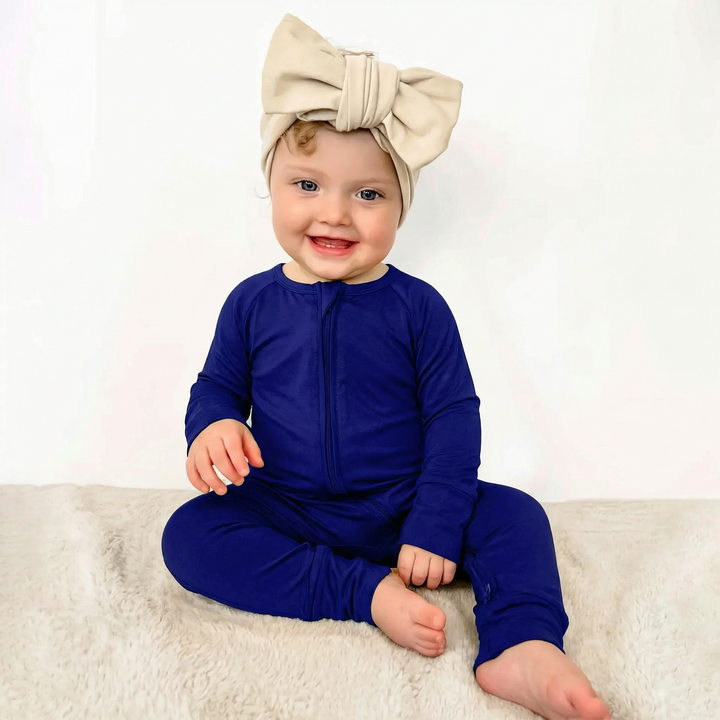 Wandelbarer Strampler mit Reißverschluss in Mitternachtsblau