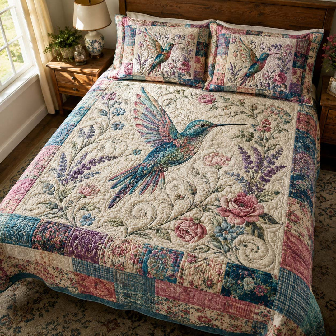 Hummingbird Harmony Collection Bamboo Quilt Bedding Set