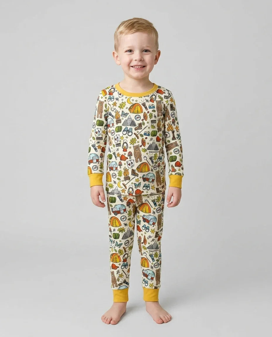 Zweiteiliges Langarm-Pyjama-Set mit Sommerfrüchten