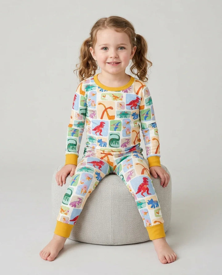 Pijama de dos piezas de bambú de manga larga Rainbow Dino Friends a juego para toda la familia