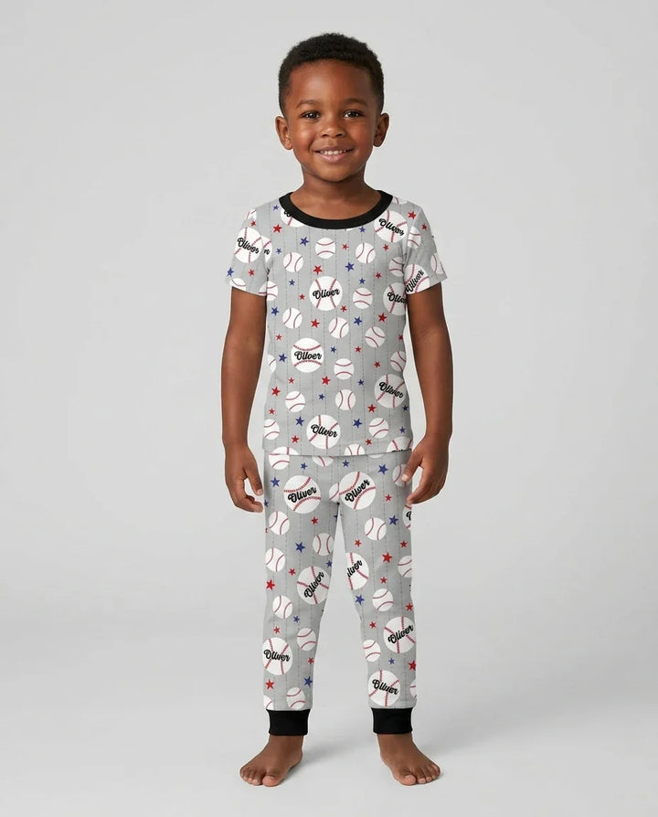 Conjunto de pijama de dos piezas de bambú a juego con mangas cortas y nombre personalizado "Novato del año"