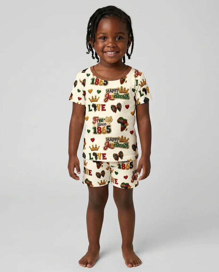 Template Zweiteiliges Pyjama-Set mit kurzen Ärmeln und Shorts