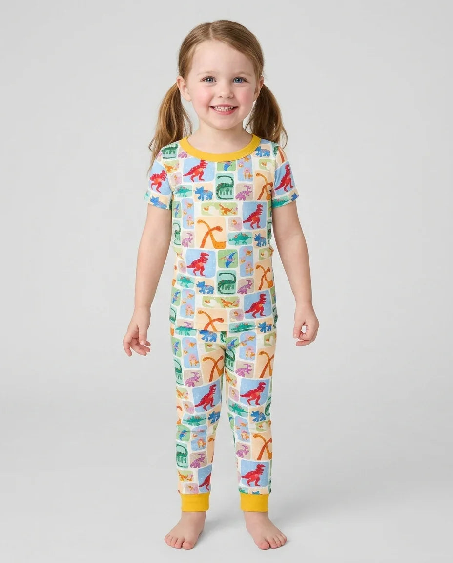 Conjunto de pijama de dos piezas de bambú de manga corta a juego familiar de Dino Arcoíris