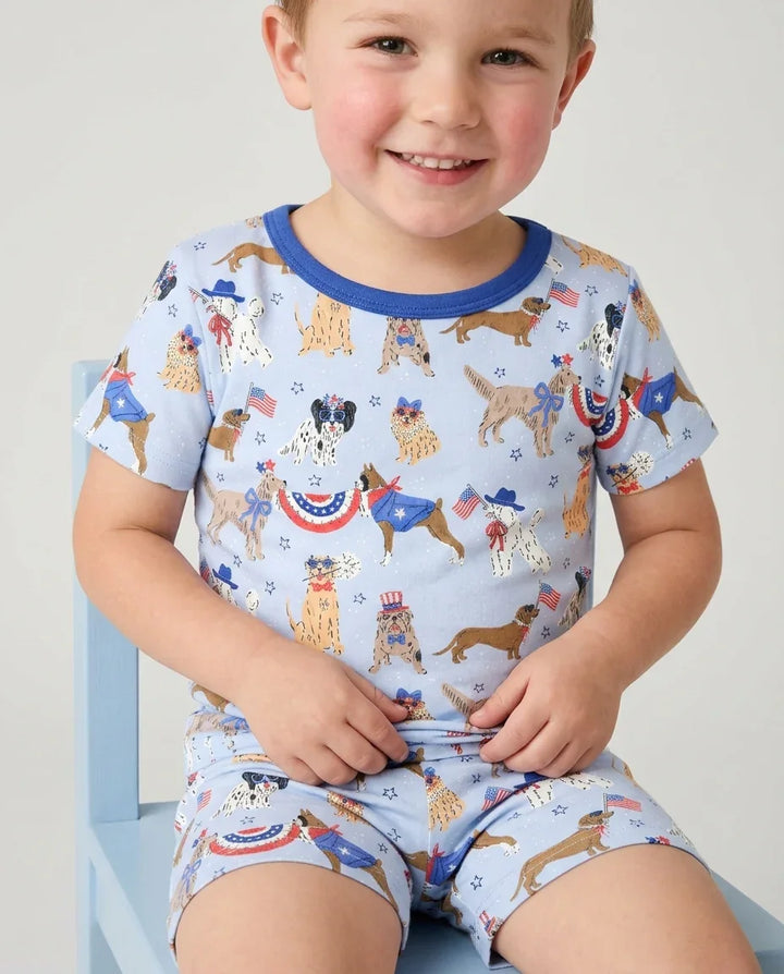 Conjunto de pijama de dos piezas de bambú a juego para la familia, con estampado de "Patriotic Pups", de manga corta y pantalón corto