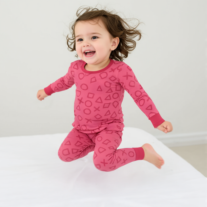 XOXO Shapes Two Piece Long Sleeve Pajama Set Girl Version