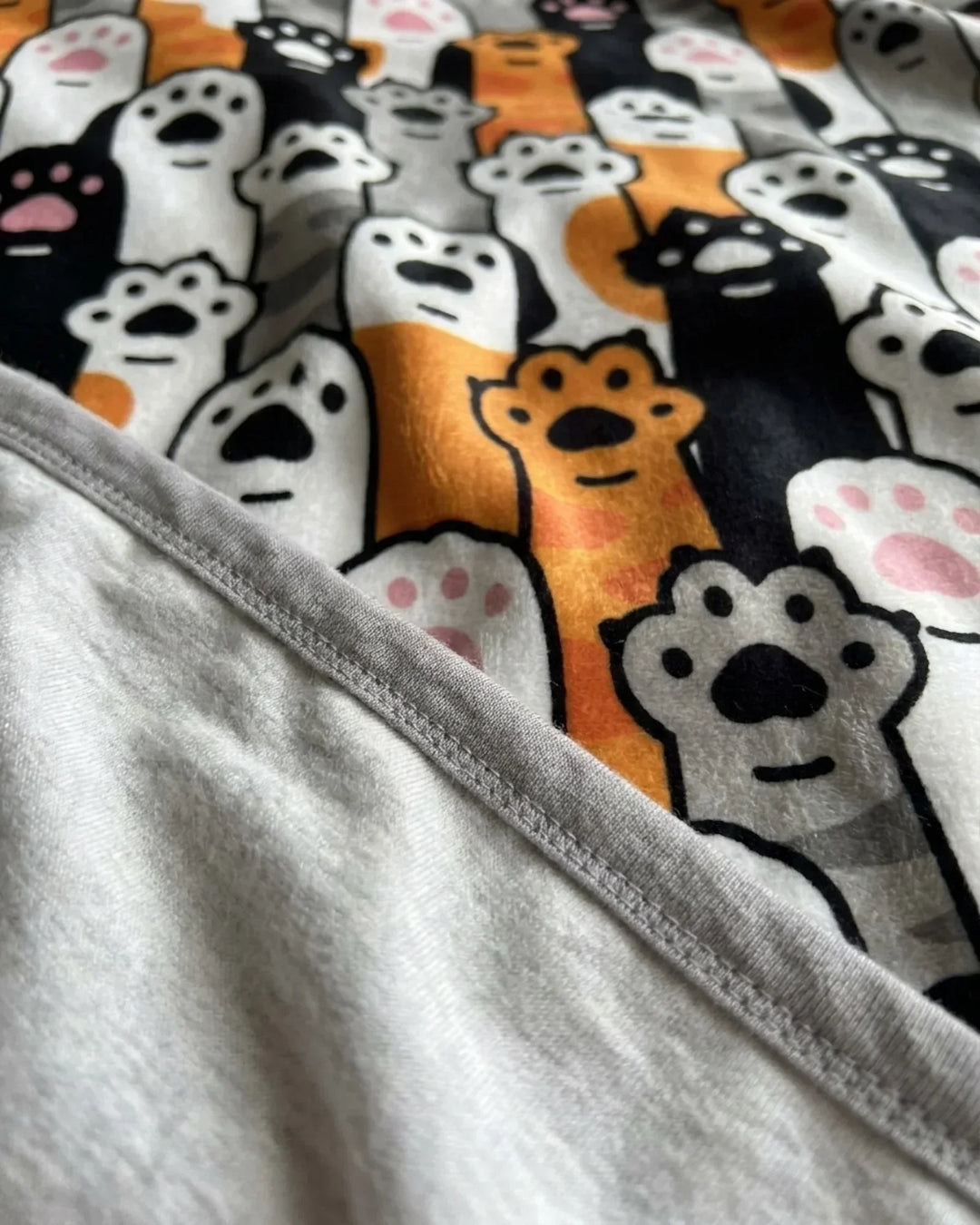 Little Paw Bamboo Blanket