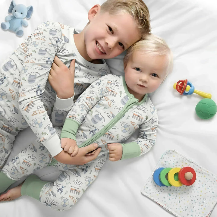 Zweiteiliges Langarm-Pyjama-Set mit Sommerfrüchten