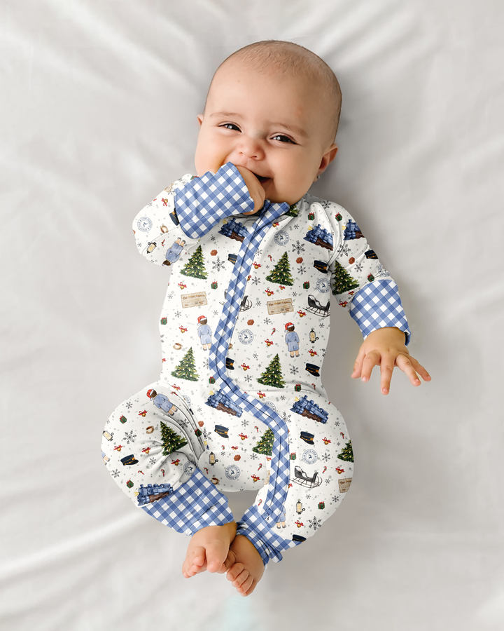 North Pole Adventure Bamboo Convertible Zippy