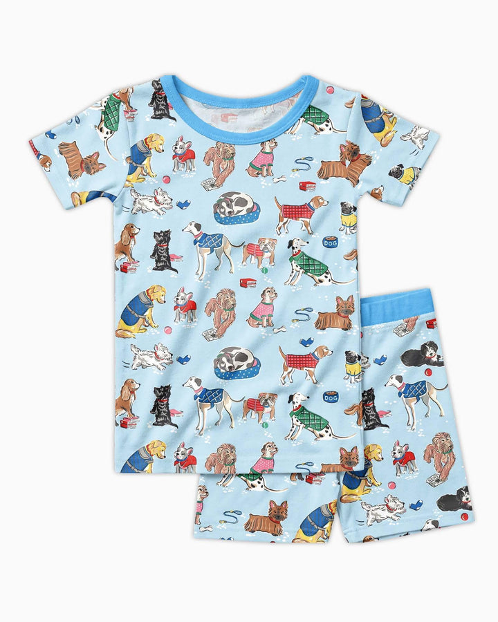 Template Zweiteiliges Pyjama-Set mit kurzen Ärmeln und Shorts
