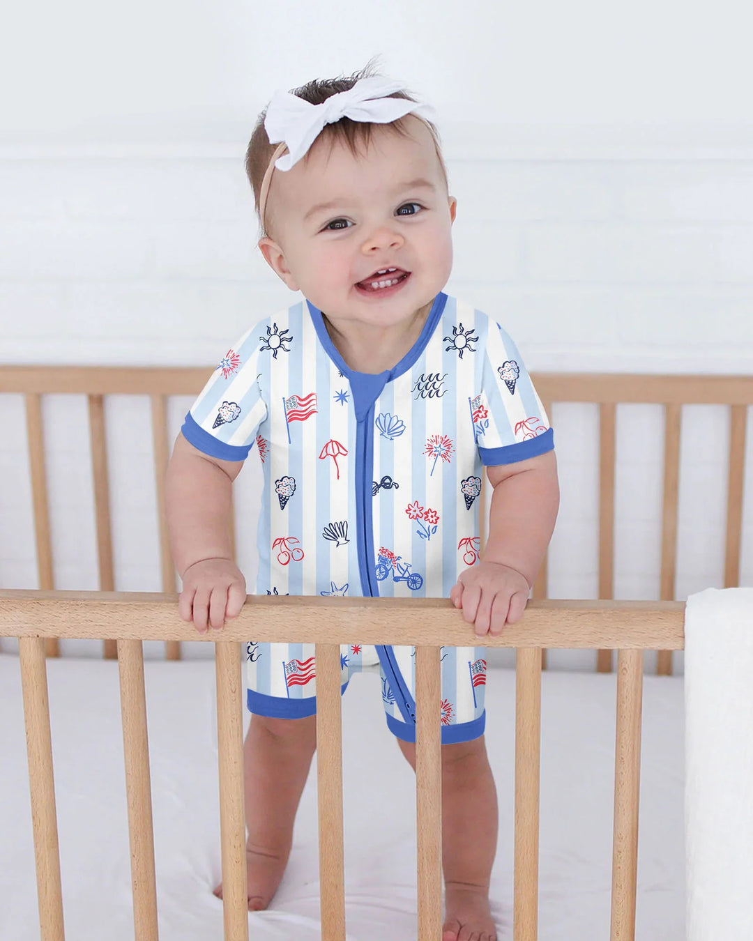 Mameluco Red, White & Beachy de bambú para toda la familia