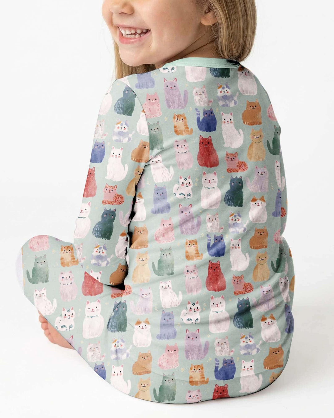 Conjunto de pijama de dos piezas de bambú de manga larga a juego familiar de gatitos felices encantados