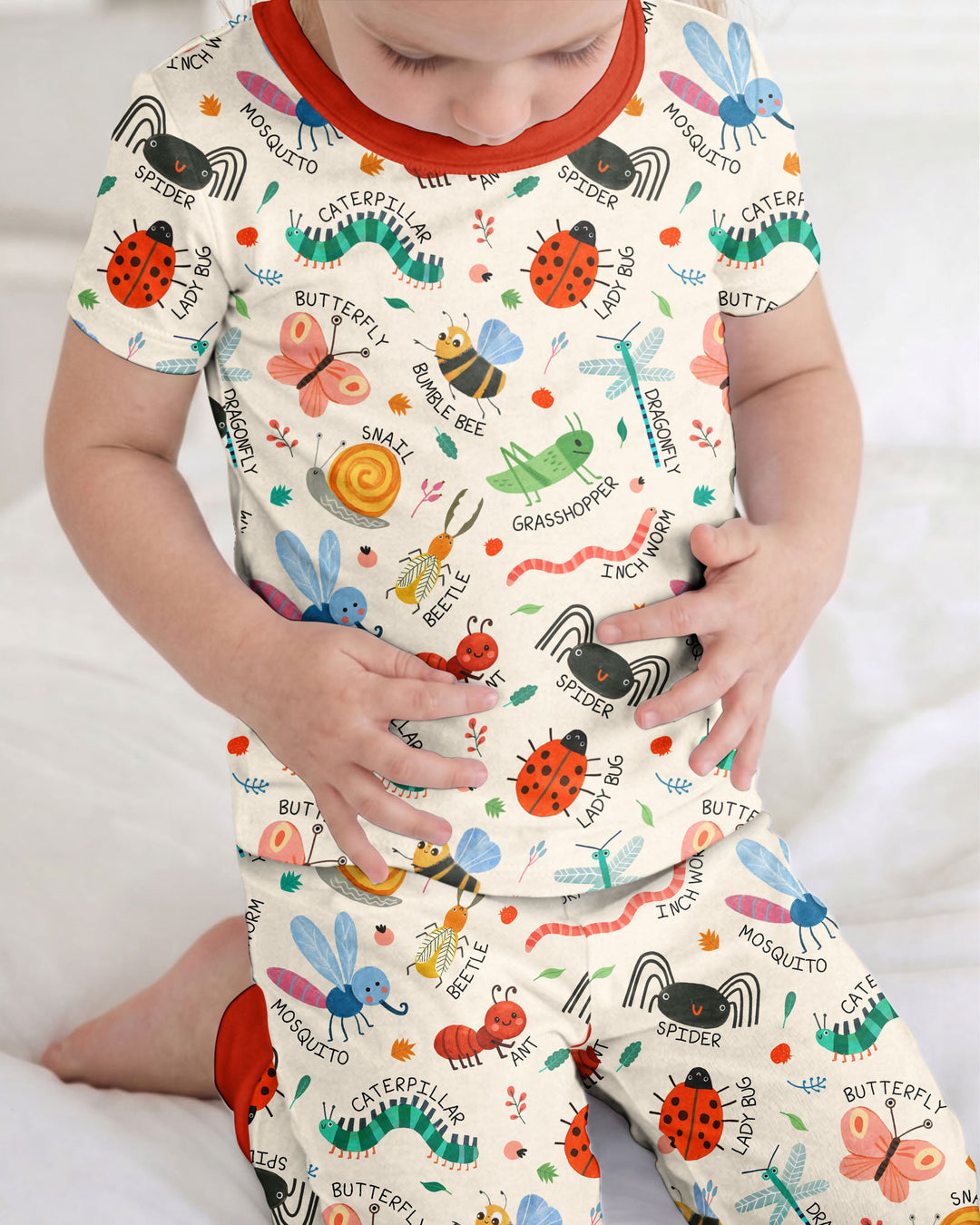 Zweiteiliges, kurzärmliges Pyjama-Set mit Marienkäfern