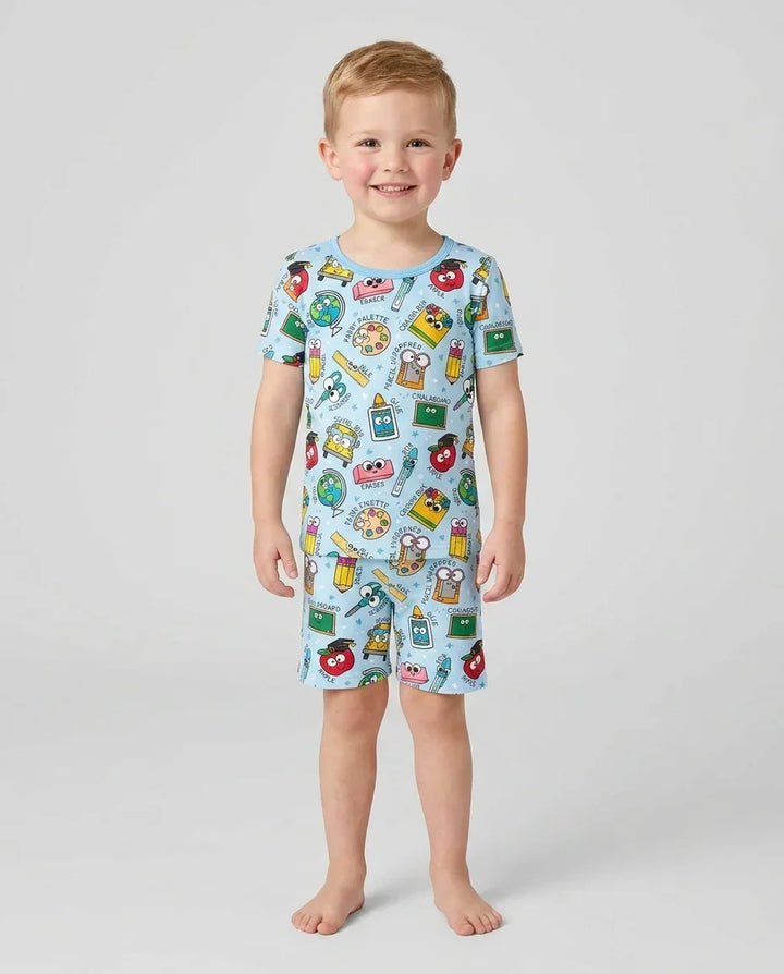 Template Zweiteiliges Pyjama-Set mit kurzen Ärmeln und Shorts