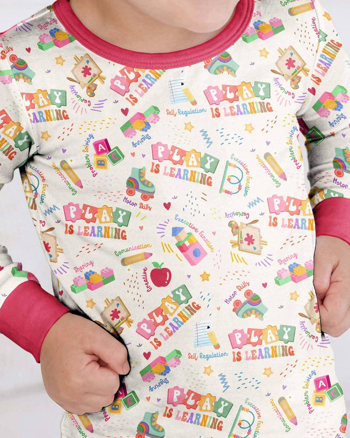 Zweiteiliges Langarm-Pyjama-Set mit Sommerfrüchten