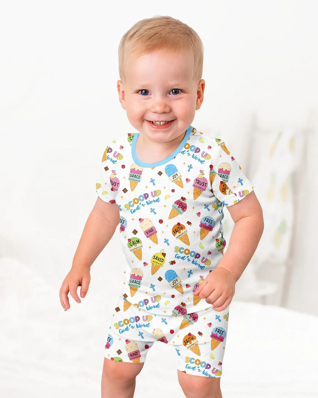 Pijama de dos piezas de bambú de manga corta y pantalones cortos para toda la familia Mini Mystic a juego
