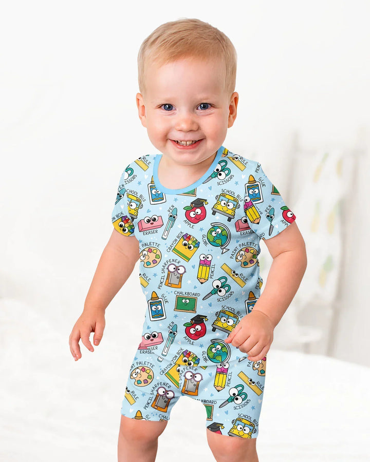 Template Zweiteiliges Pyjama-Set mit kurzen Ärmeln und Shorts