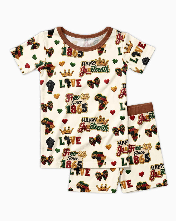 Template Zweiteiliges Pyjama-Set mit kurzen Ärmeln und Shorts
