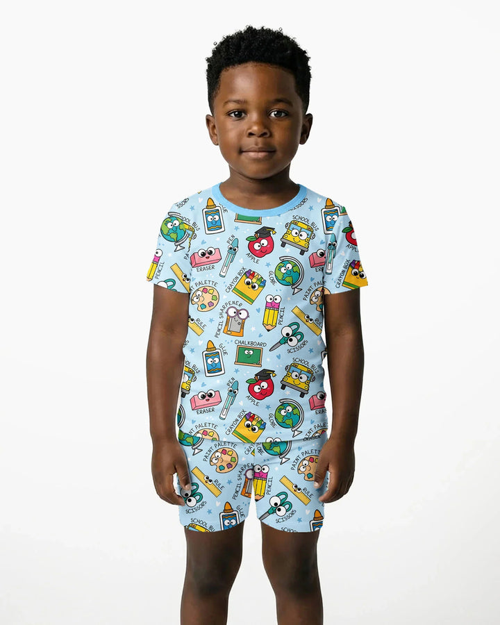 Template Zweiteiliges Pyjama-Set mit kurzen Ärmeln und Shorts