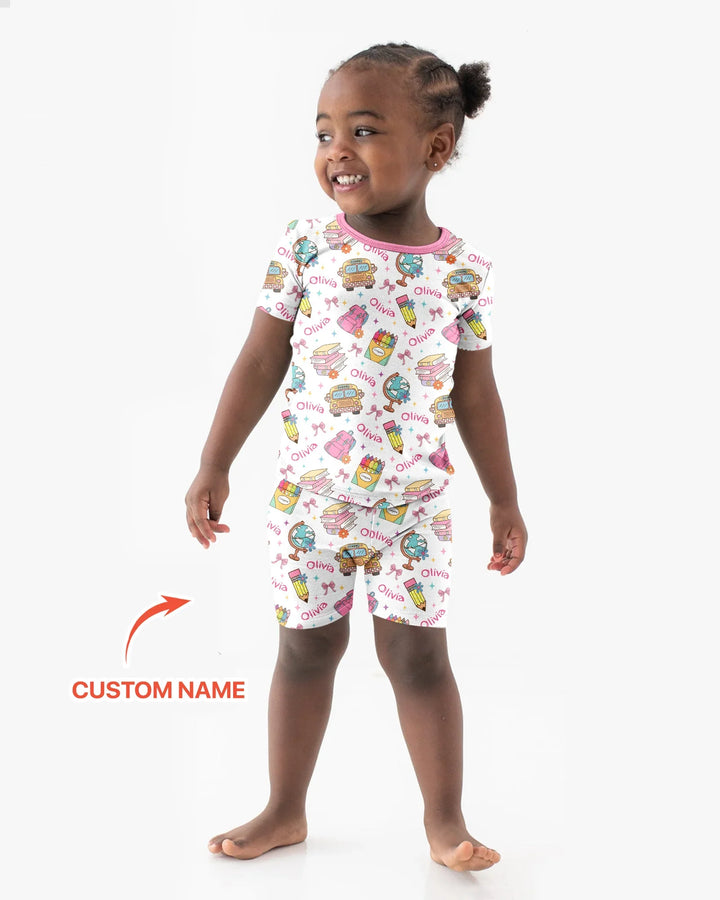 Zweiteiliges Pyjama-Set mit kurzen Ärmeln und Shorts im Sommer-Design