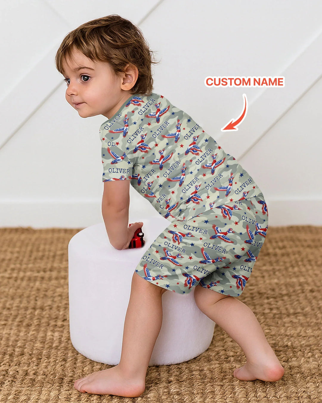 Zweiteiliges Pyjama-Set mit kurzen Ärmeln und Shorts im Sommer-Design