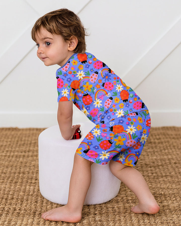 Conjunto de pijama de dos piezas de bambú con mangas cortas y shorts para niñas, diseño de mariquitas