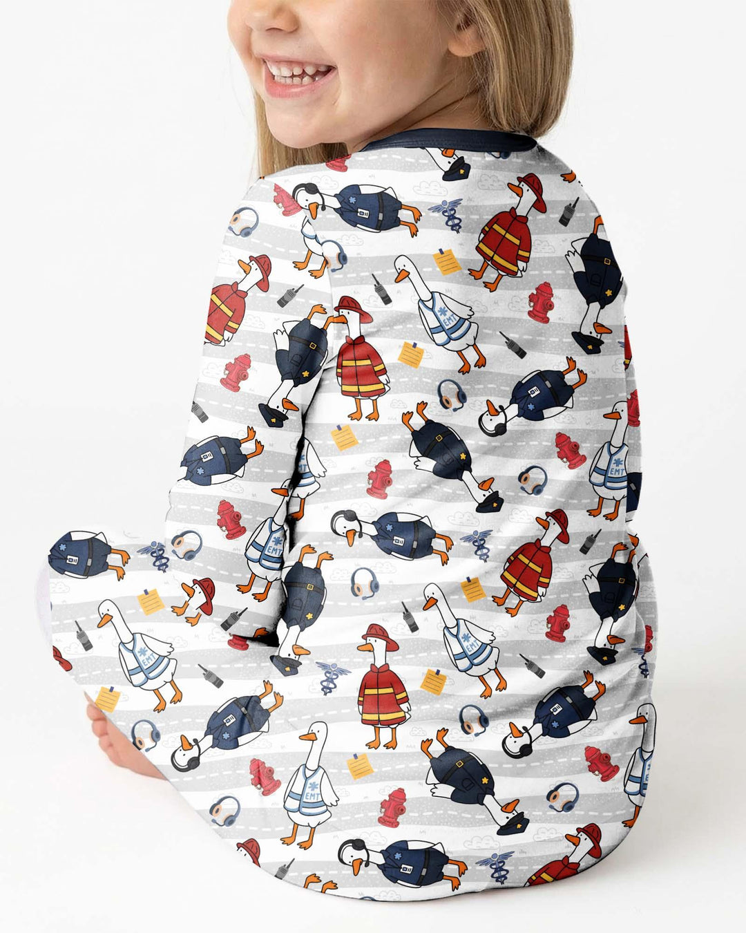 Zweiteiliges Langarm-Pyjama-Set mit Sommerfrüchten