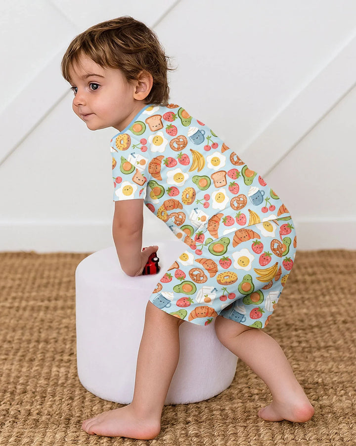 Template Zweiteiliges Pyjama-Set mit kurzen Ärmeln und Shorts