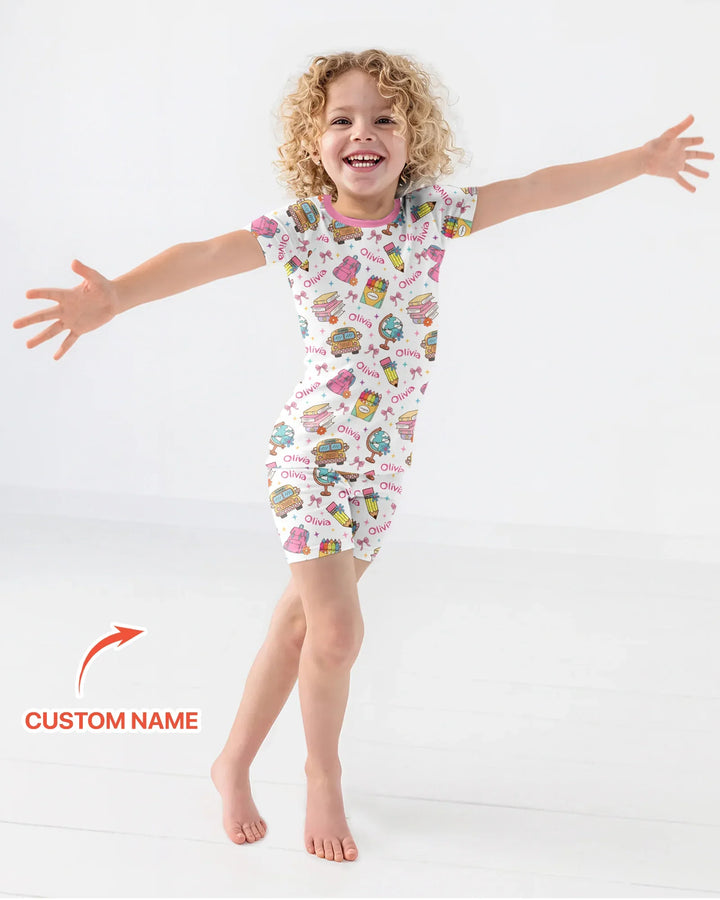Zweiteiliges Pyjama-Set mit kurzen Ärmeln und Shorts im Sommer-Design