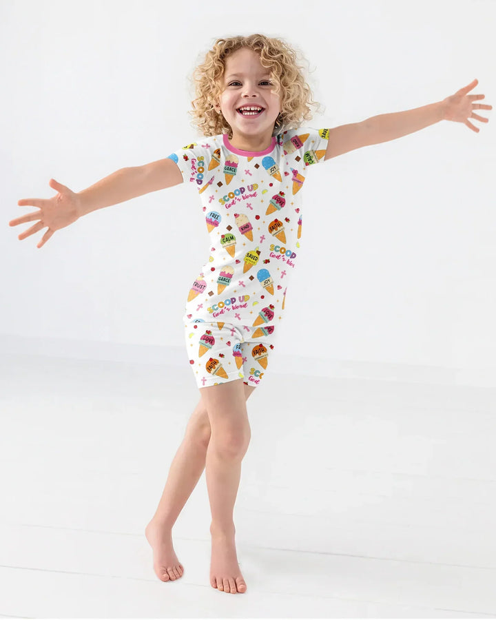 Pijama de dos piezas de bambú de manga corta y pantalones cortos para toda la familia Mini Mystic a juego