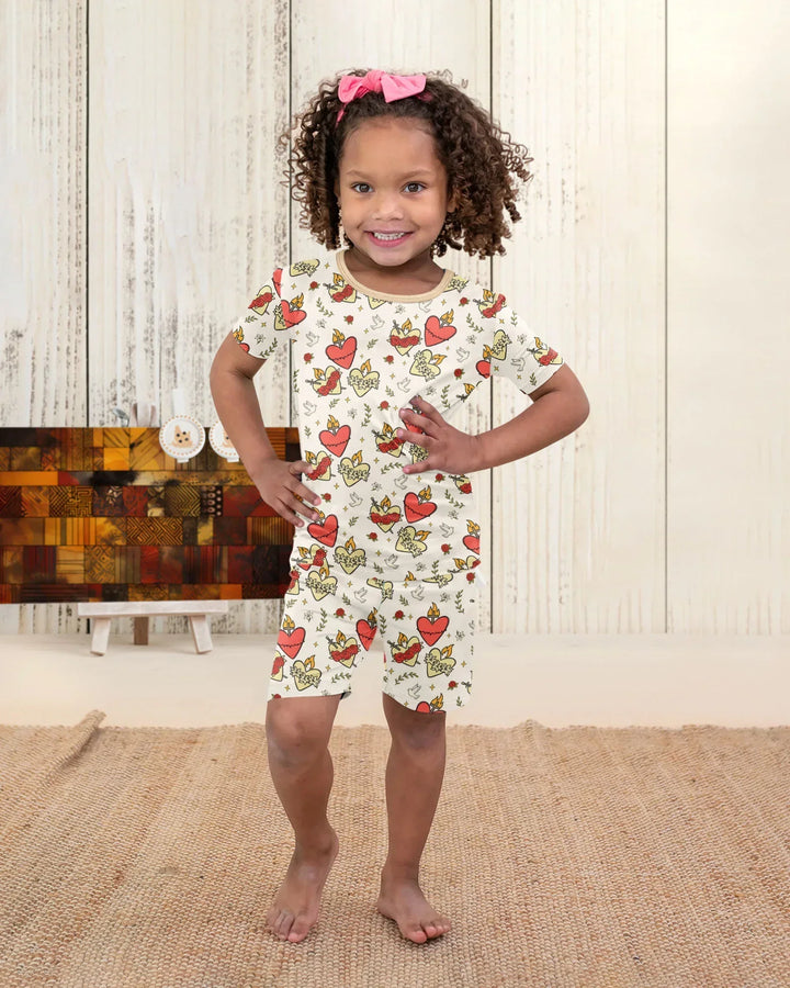 Template Zweiteiliges Pyjama-Set mit kurzen Ärmeln und Shorts