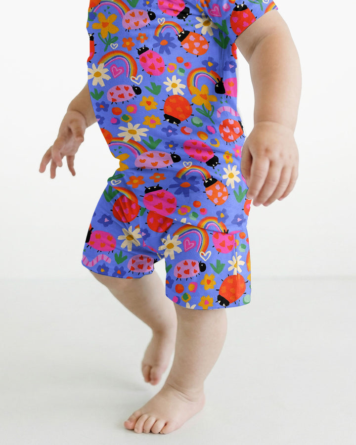 Conjunto de pijama de dos piezas de bambú con mangas cortas y shorts para niñas, diseño de mariquitas