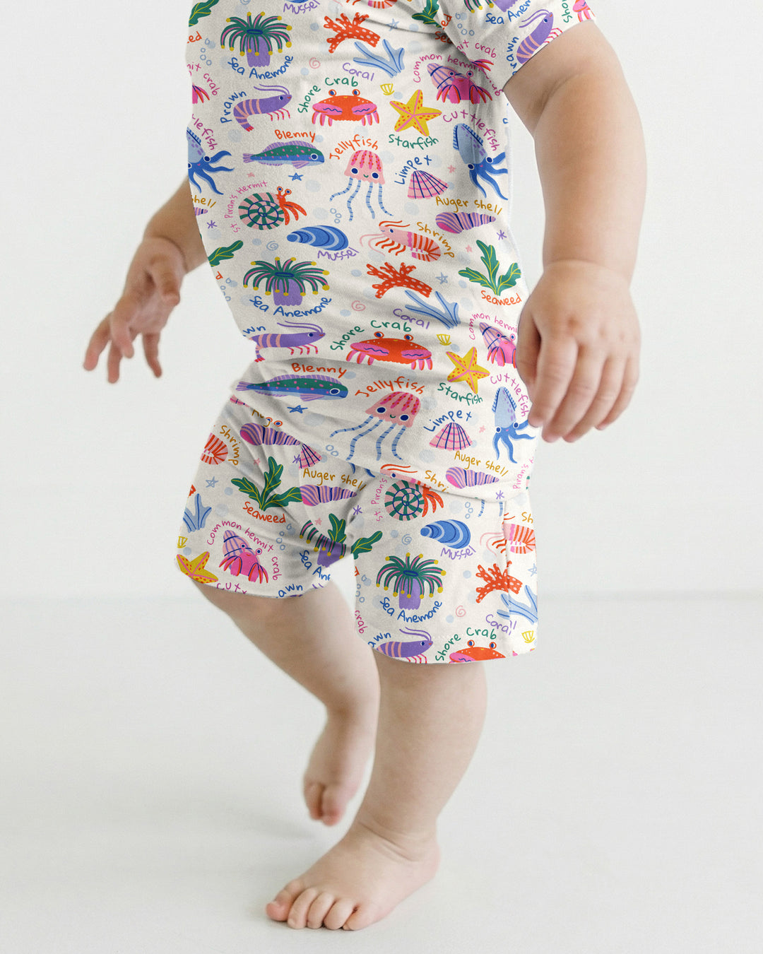 Conjunto de Pijama de Manga Corta y Pantalón Corto de Bambú "Amigos de la Piscina de Marea"