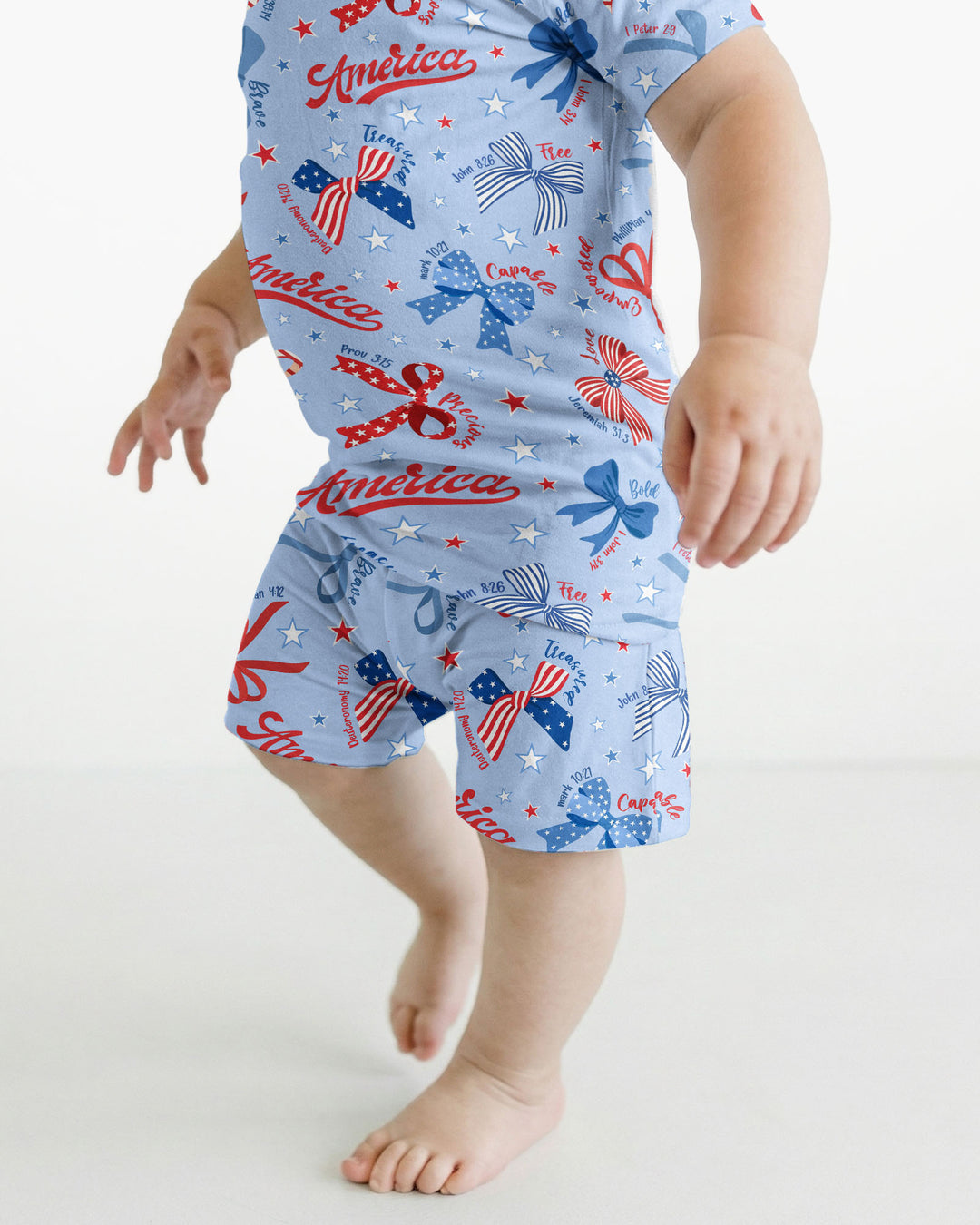 Pijama de dos piezas con pantalón corto y manga corta de bambú, estilo femenino y patriótico