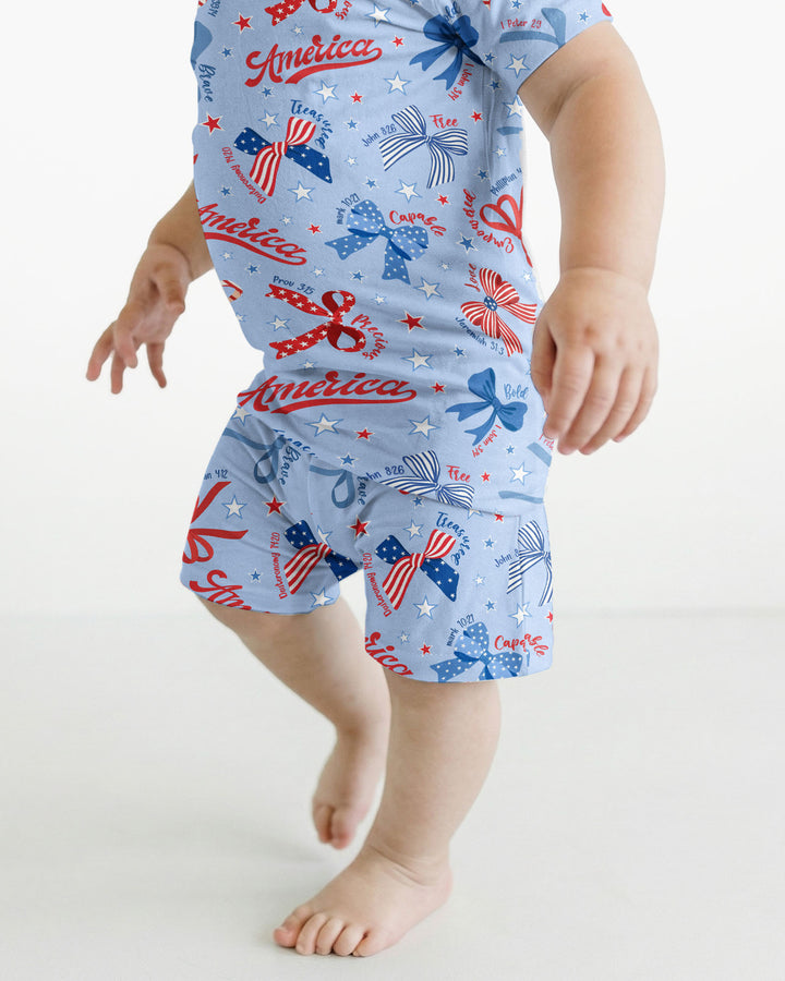 Pijama de dos piezas con pantalón corto y manga corta de bambú, estilo femenino y patriótico