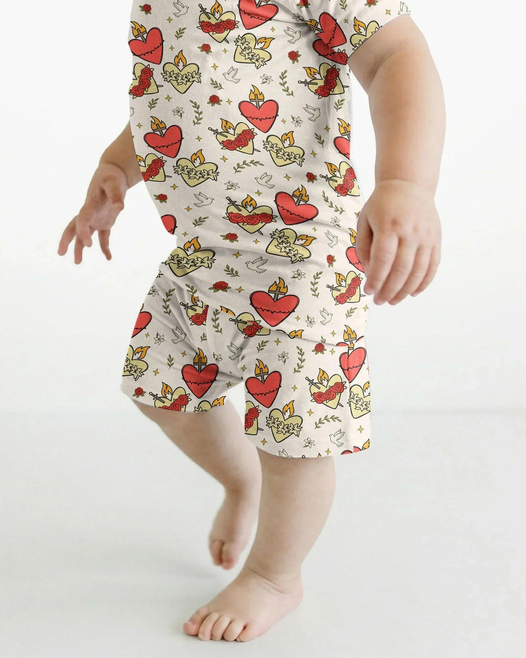Template Zweiteiliges Pyjama-Set mit kurzen Ärmeln und Shorts
