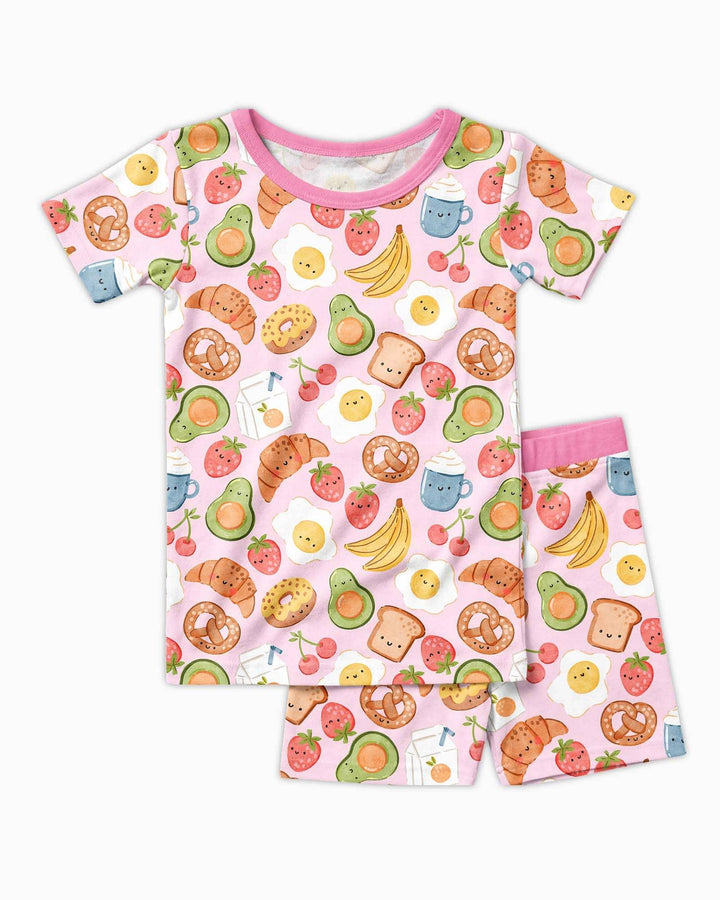 Template Zweiteiliges Pyjama-Set mit kurzen Ärmeln und Shorts